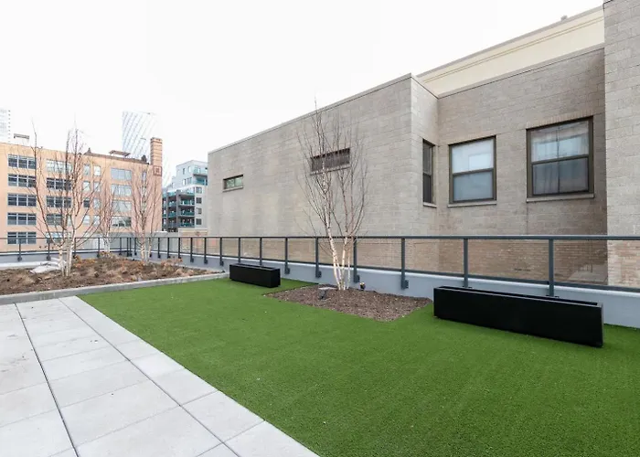 W Loop 1br W Pool Gym Nr Restaurant Row Chi-294 * Chicago